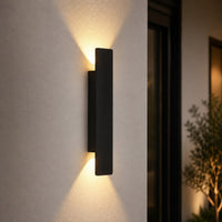 Minimalist LED Outdoor Wall Light — Slim Aluminium Bar, IP65