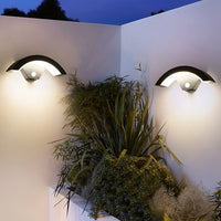CurvaBlack | Stylish Modern Outdoor Wall Lantern Sconce Light 10
