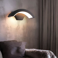 CurvaBlack | Stylish Modern Outdoor Wall Lantern Sconce Light 9