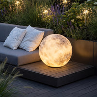 Lunara | Elegant Modern Waterproof Outdoor LED Lawn Light 1