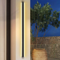 Nocturna | Sleek Black Outdoor Wall Lantern with Modern LED Design 0