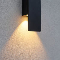 Minimalist LED Outdoor Wall Light — Slim Aluminium Bar, IP65