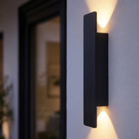 Minimalist LED Outdoor Wall Light — Slim Aluminium Bar, IP65